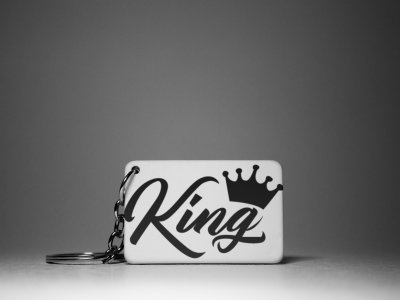 King And Queen-Couple Keychain-White -Valentine's Special Keychains(Pack Of 2)