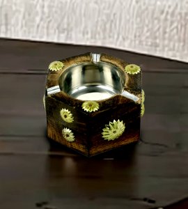 Wooden creative hexagon shaped ashtray for cigerrates' ashes