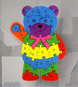 Teddy bear wooden puzzle game / riddles toy game for childrens