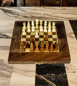 Royal handicraft wooden folding chessboard game set with wooden pieces for both adults and childrens