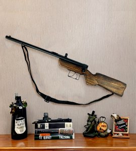Wooden decorative shooter gun/ pistol (S) to decorate home